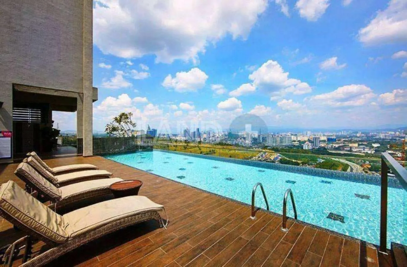 Petalz Residence Family Suite Near Mid Valley, Bukit Jalil, Sunway Куала-Лумпур 0*,